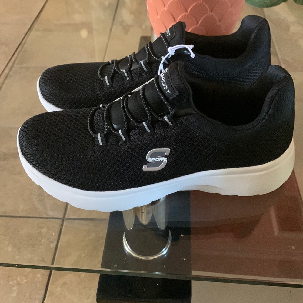 Woman’s Sneakers